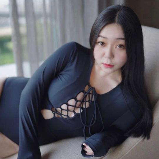 有網民公開Blaire在IG的性感照片。