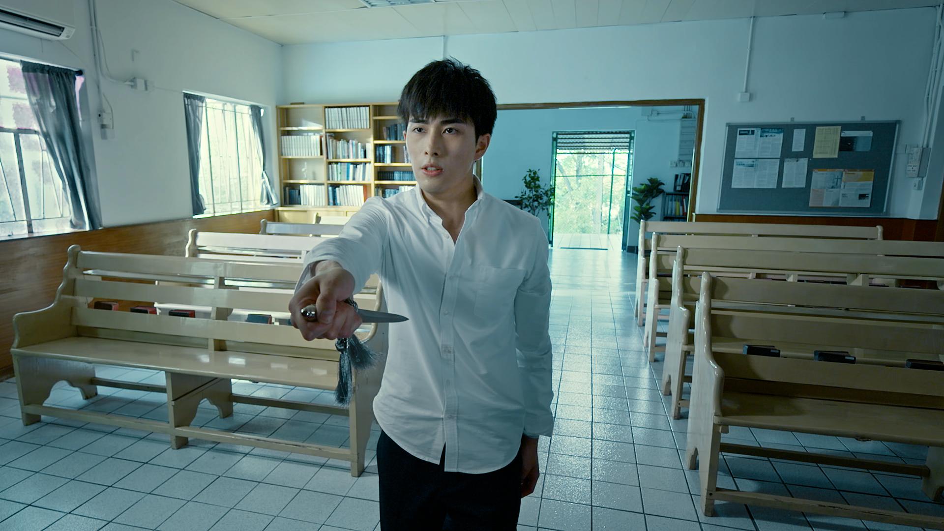 Phoebus在現正播映的《冥冥之中》演柏天男的兒子,戲份不輕。