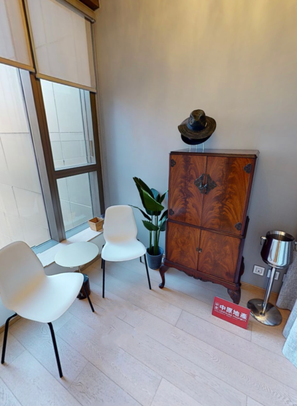 睡房間隔四正實用,特低大窗戶,光猛開揚。