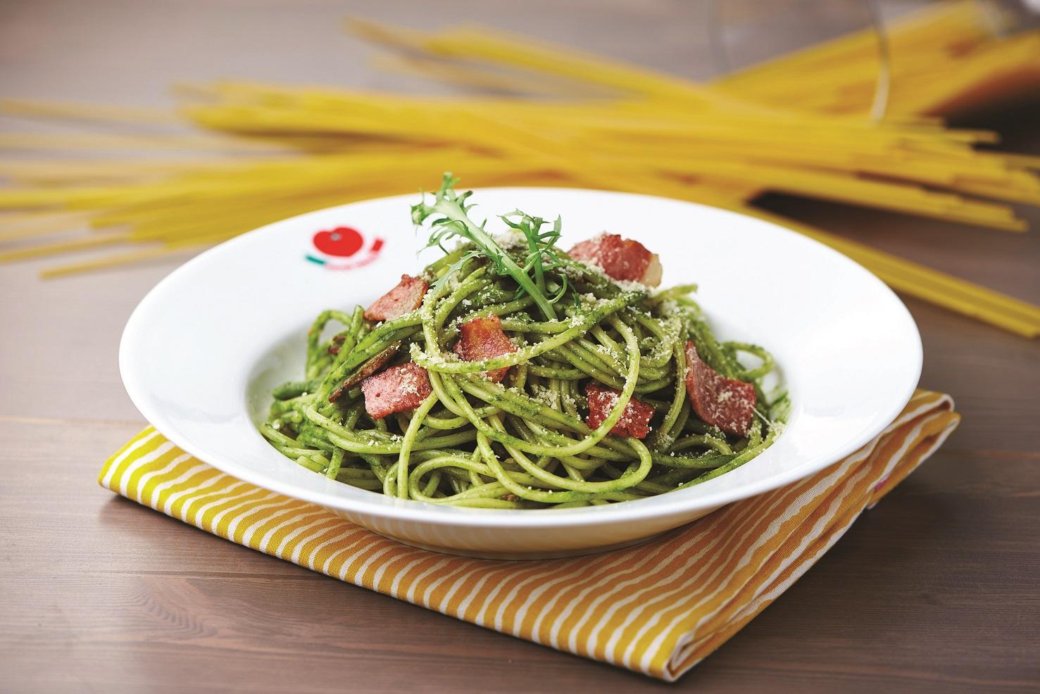 菠菜忌廉汁煙肉意粉