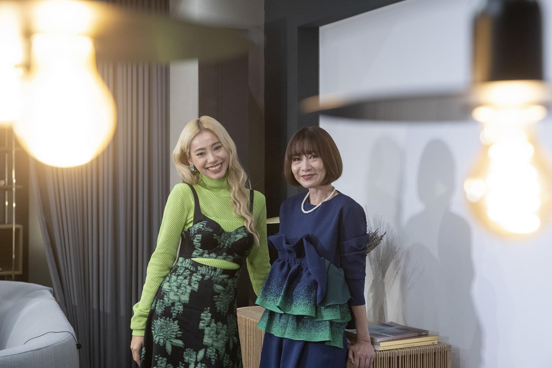 Jace和趙學而在風車草劇團的《隔離童話集》首次合作。