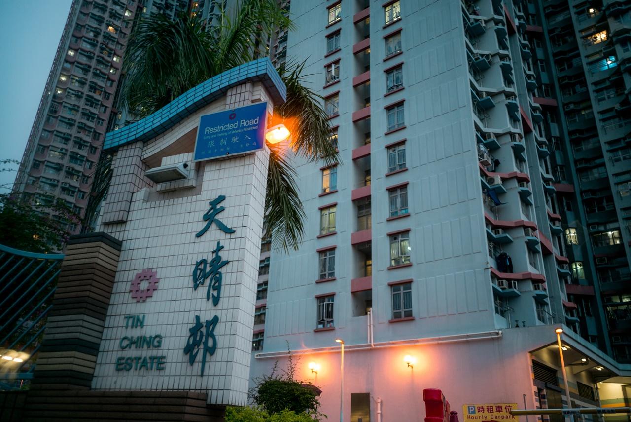 天水圍2萬戶仍然停電,中電預計用兩日時間完成復修。(資料圖片)