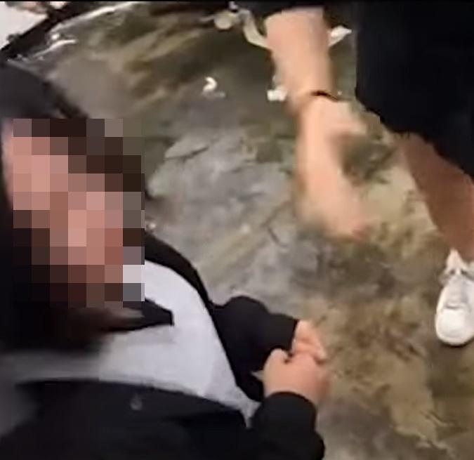 網上流傳疑似事發片段。(YouTube)