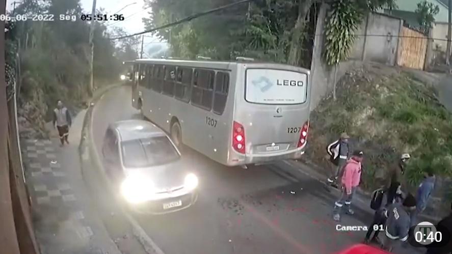 女子猶有餘悸。(Telegram)