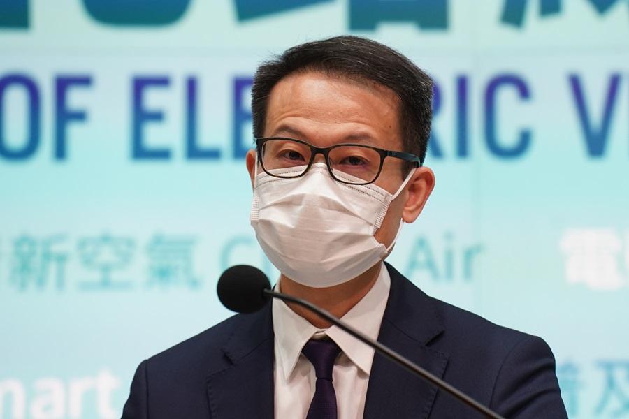 運輸署副署長邱國鼎指,期望透過擠塞徵費,鼓勵私家車主改乘公共交通工具等。