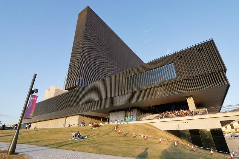 唐英年指,對於目前西九訪客人流感到滿意。(資料圖片)