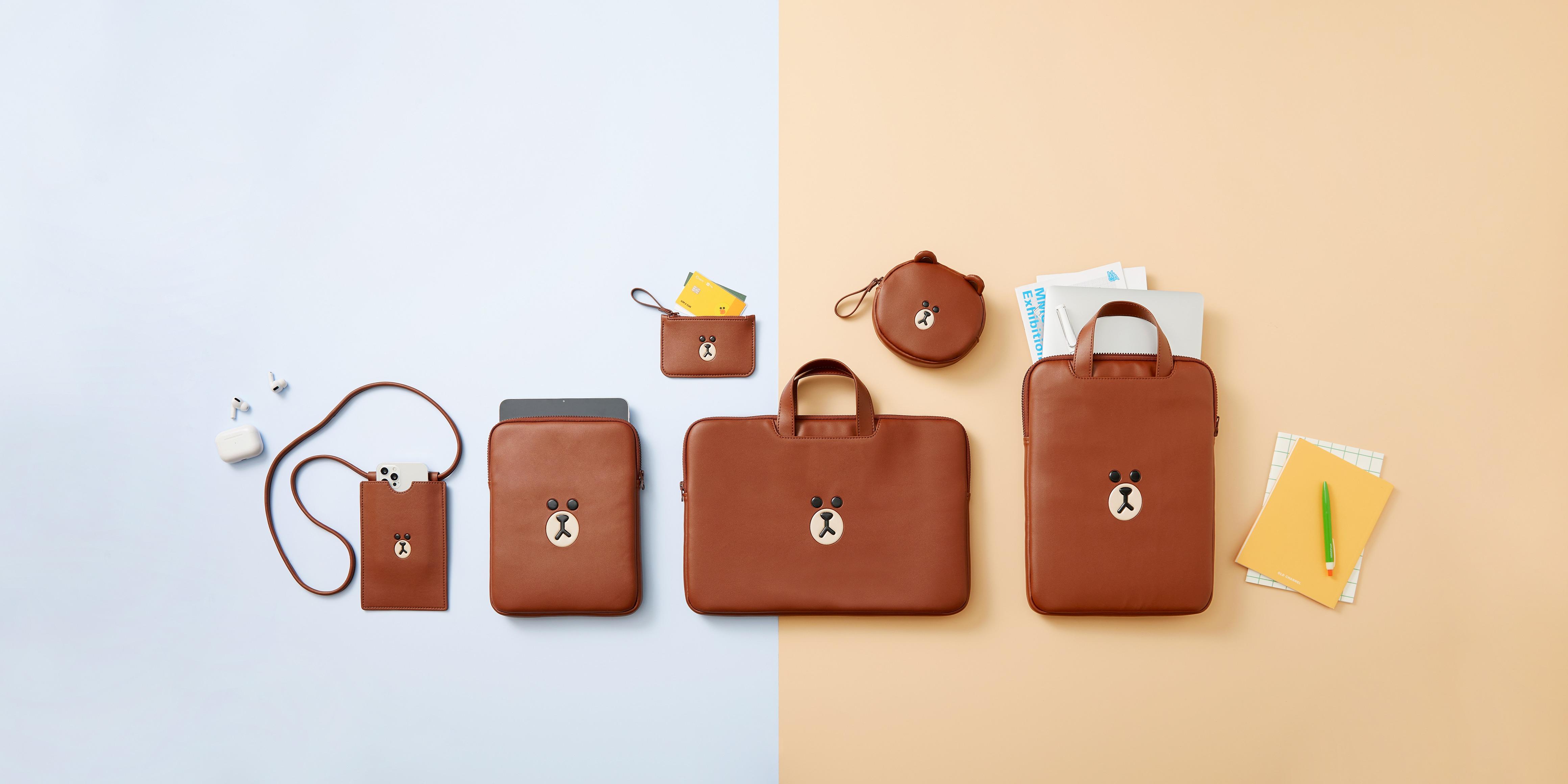 BROWN 的時尚仿皮系列 11寸平板電腦袋 $249 13寸電腦袋 $349 16寸電腦袋 $389 卡片套 $179 迷你收納袋 $199 電話側孭袋 $199