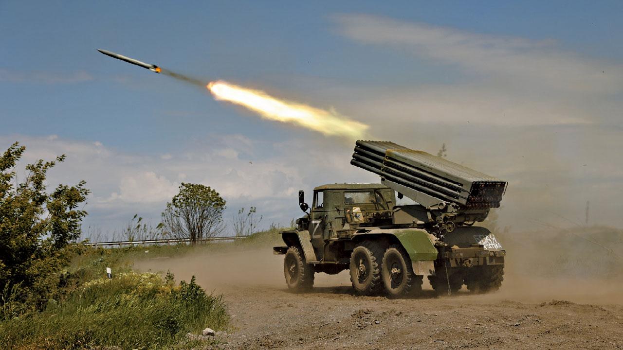 澤連斯基:頓巴斯戰役傷亡慘重 俄促化工廠烏軍棄械投降