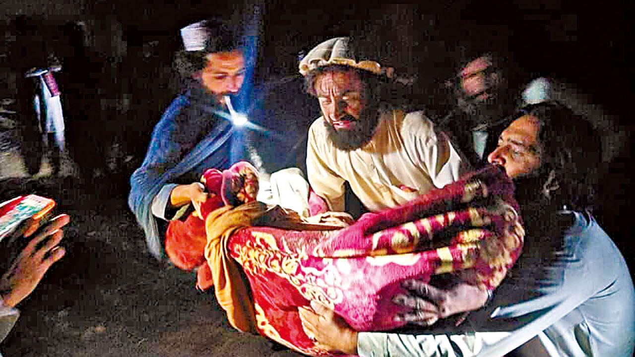 阿富汗6.1級地震 釀1000死1500傷