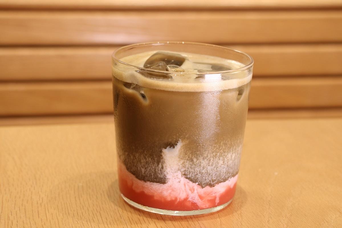 士多啤梨焙茶拿鐵($60)