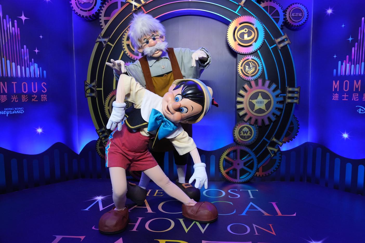 今次有木偶奇遇記的皮諾丘和木匠。