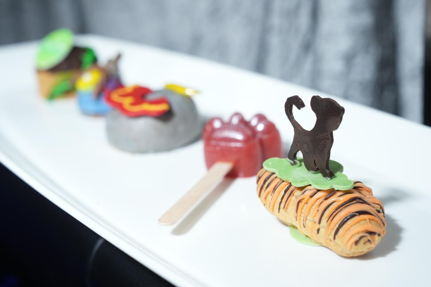 火箭餐廳將推出全新甜品自助餐連「迪士尼星夢光影之旅」特別觀賞專區入場套票甜品。