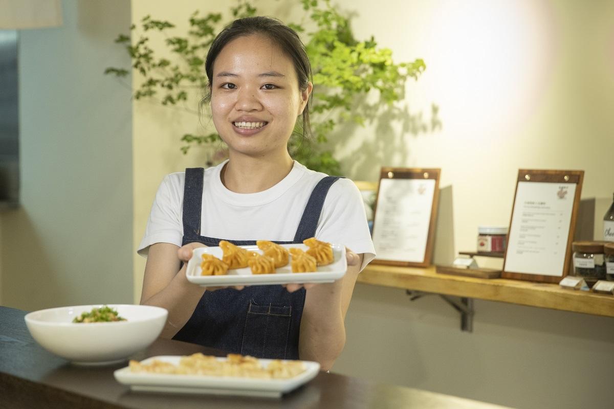 九十後的老闆Hailey做西廚出身