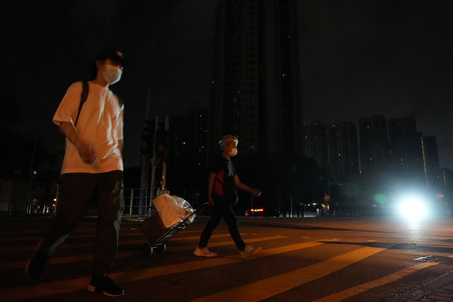 因供電系統故障天水圍區暫停電力供應