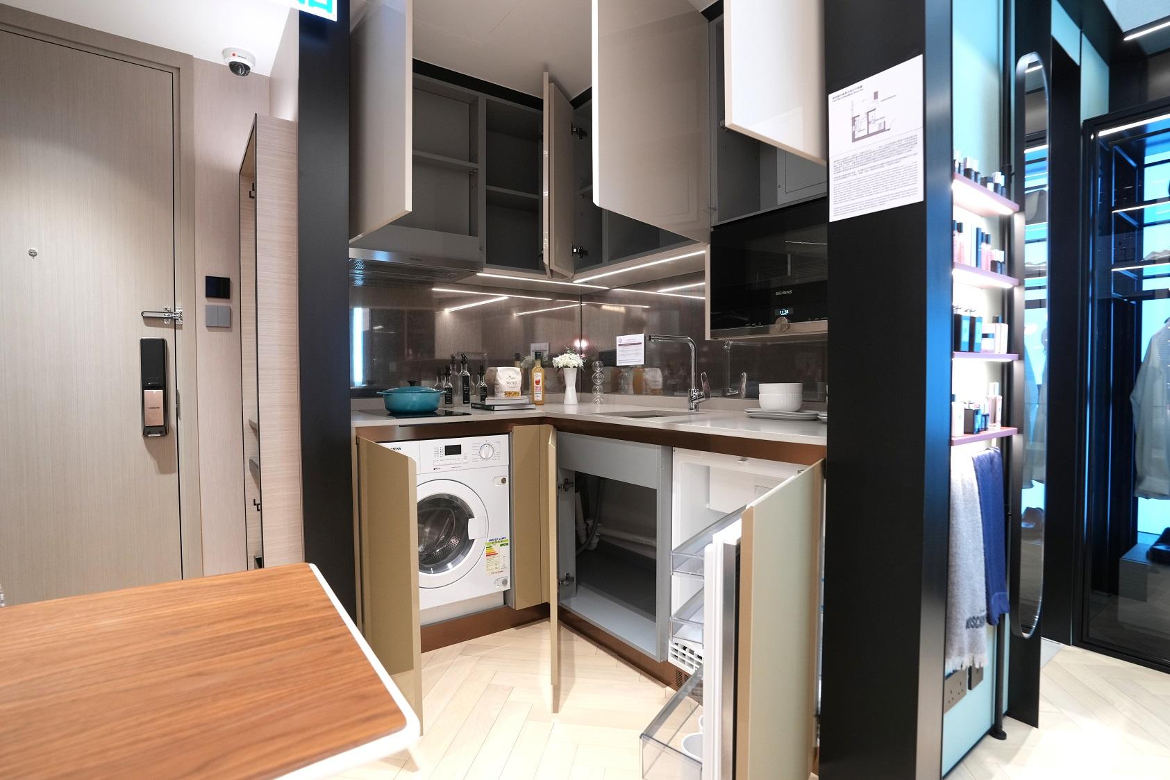 深水埗新盤|多相!佳悅283方呎一房示位 玄關位設鏡+掛鈎夠方便貼心