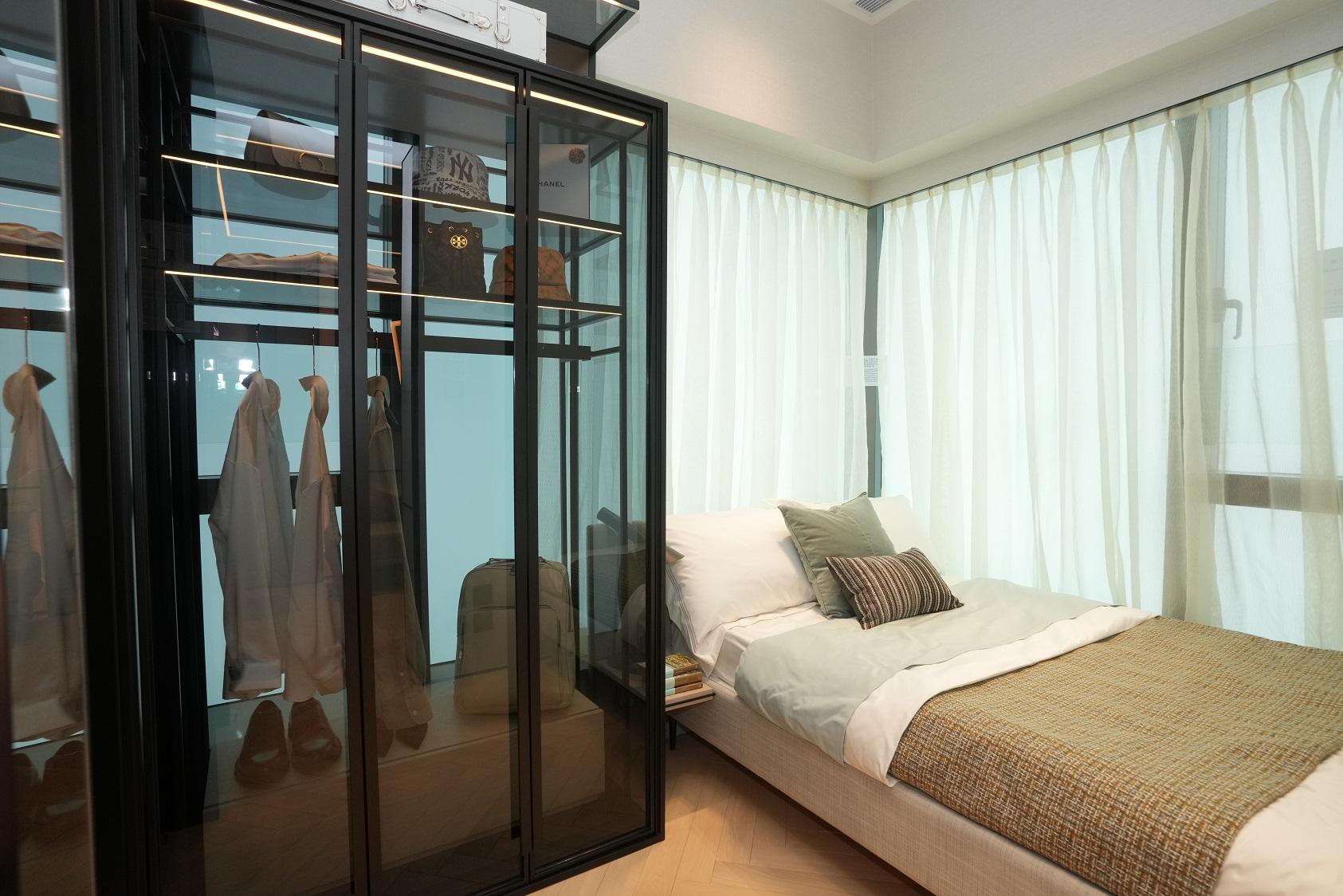 深水埗新盤|多相!佳悅283方呎一房示位 玄關位設鏡+掛鈎夠方便貼心