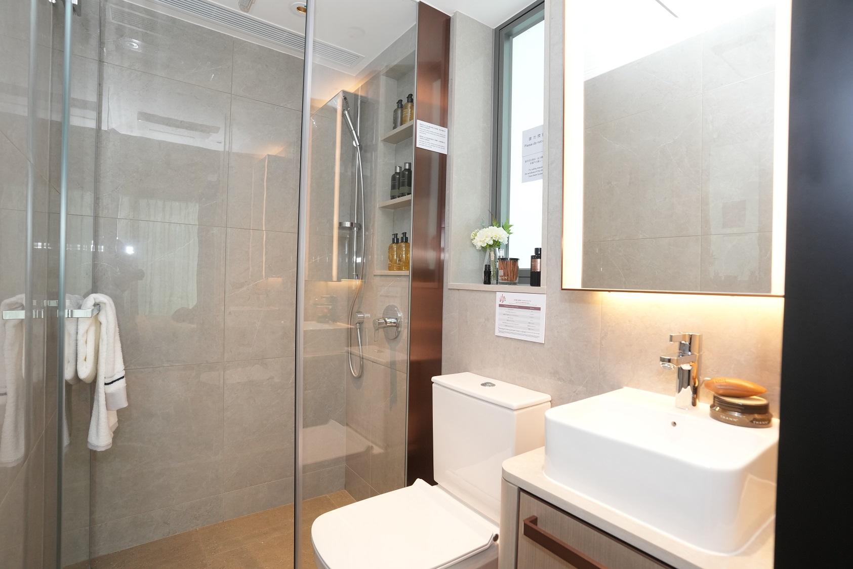 深水埗新盤|多相!佳悅283方呎一房示位 玄關位設鏡+掛鈎夠方便貼心