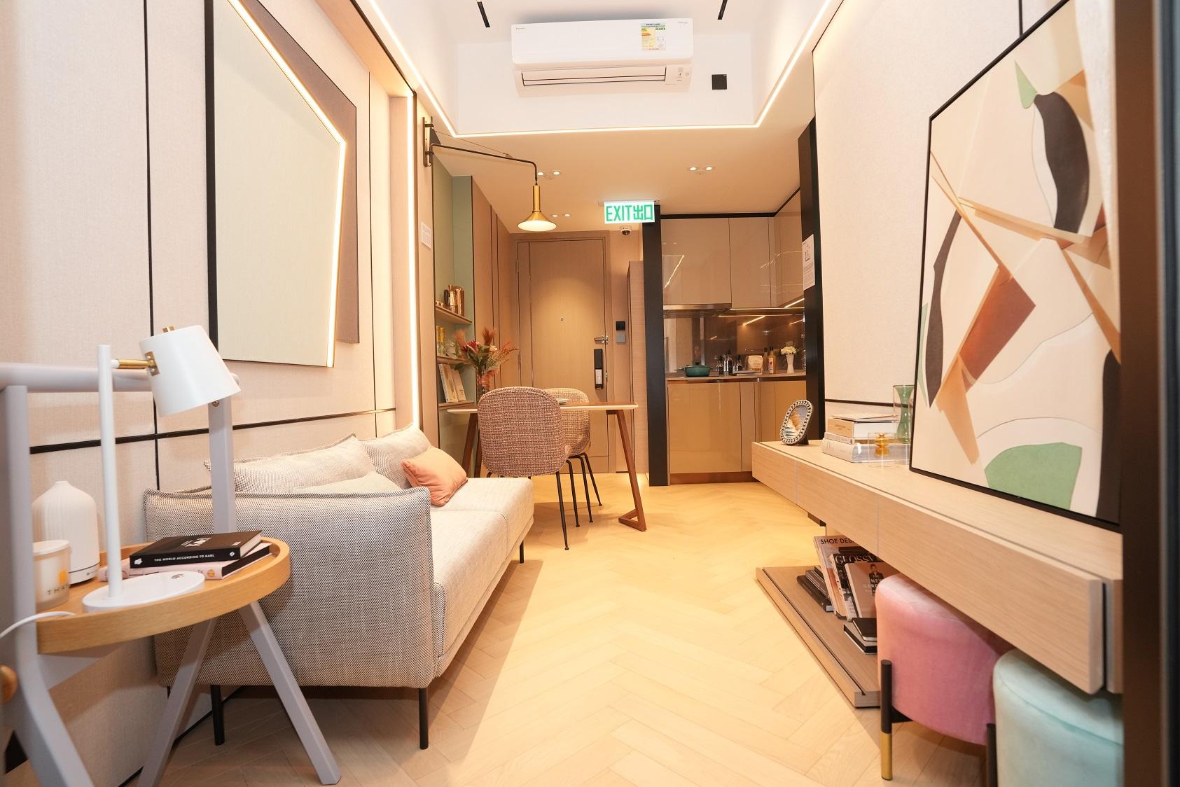 深水埗新盤|多相!佳悅283方呎一房示位 玄關位設鏡+掛鈎夠方便貼心