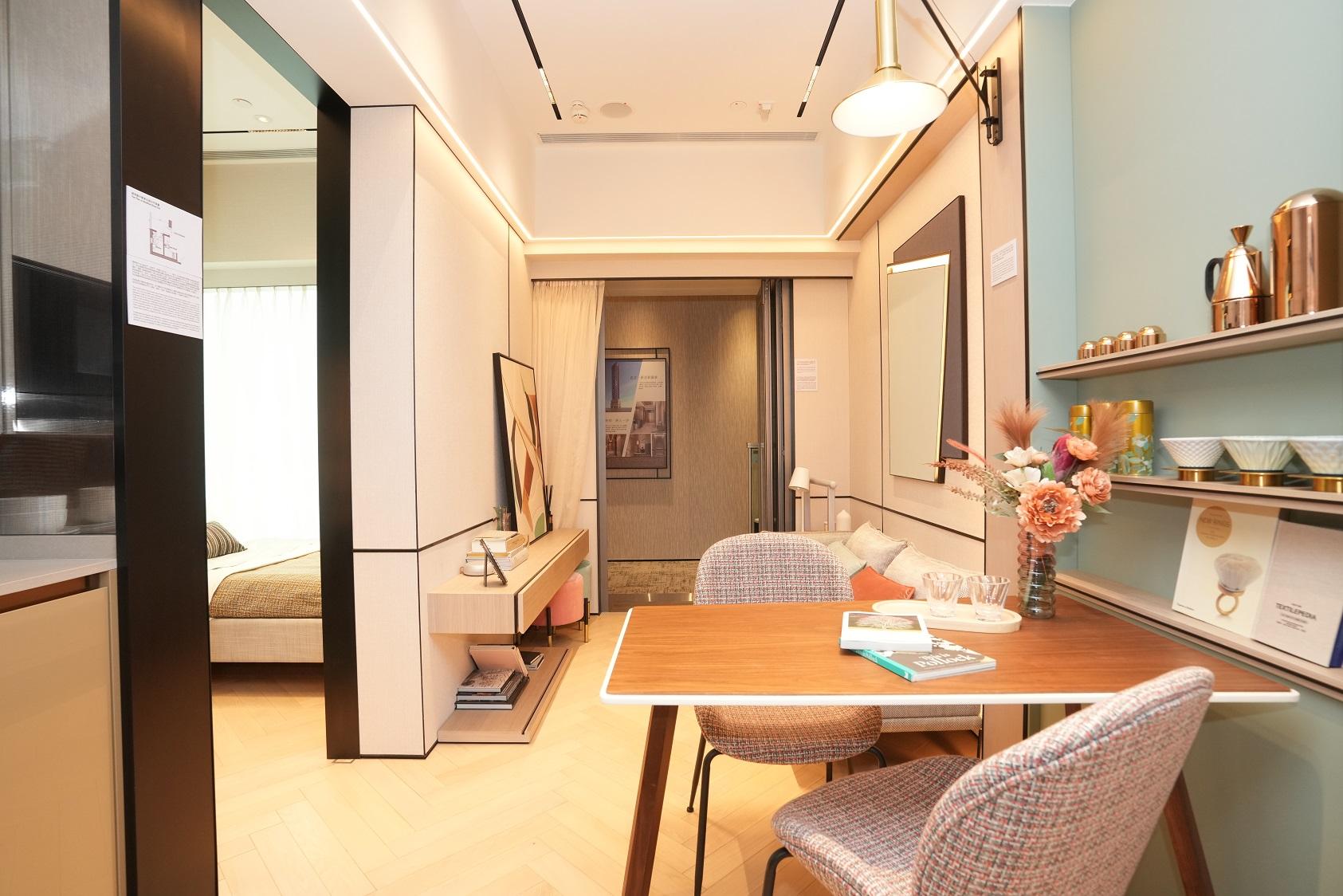 深水埗新盤|多相!佳悅283方呎一房示位 玄關位設鏡+掛鈎夠方便貼心