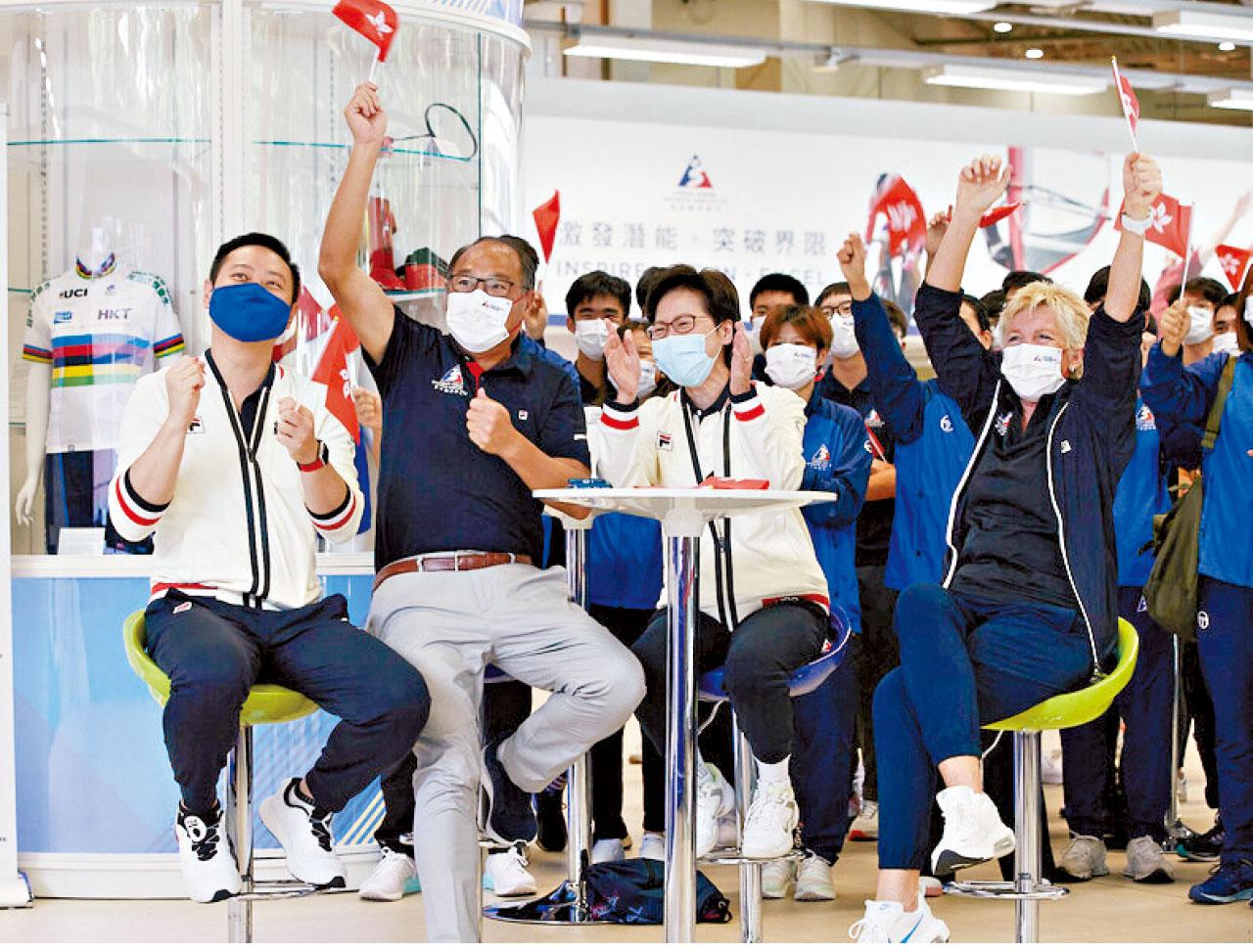 香港運動員屢創佳績 霍啟剛:受惠政府增撥資源 與內地交流提升水平 林大輝:冀更多運動納精英項目