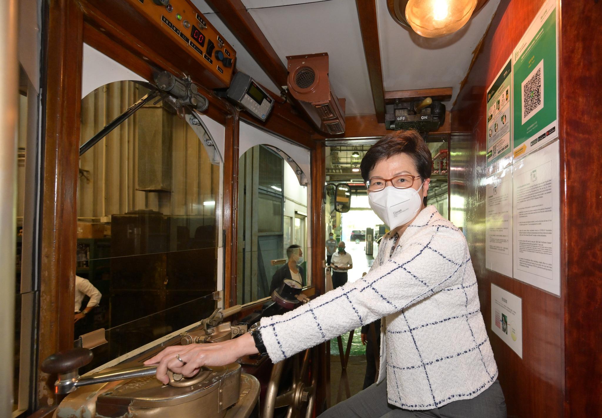 消息指行會通過電車加價 成人票加至3元