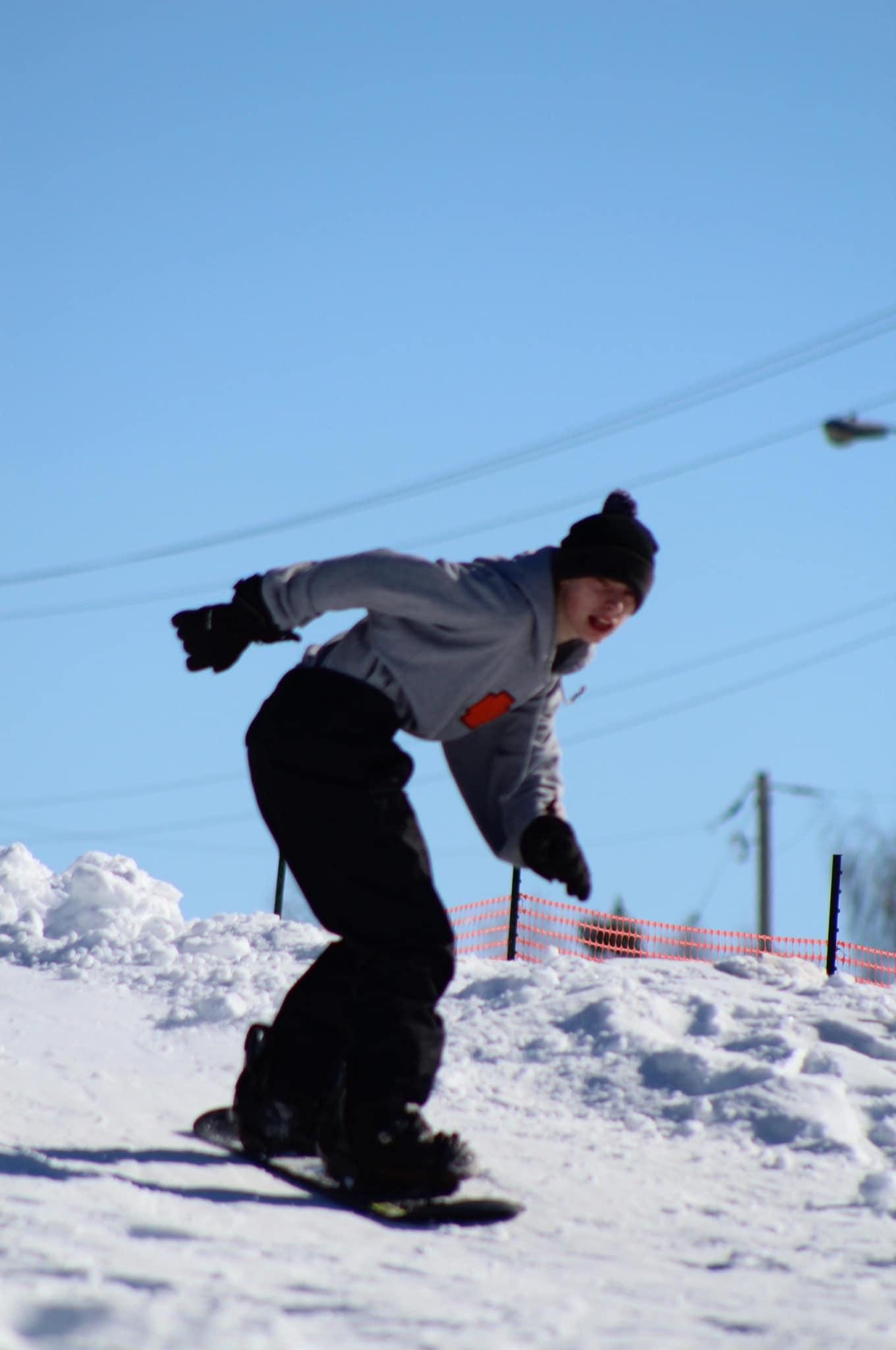 Coulan生病前喜愛滑雪。(互聯網)
