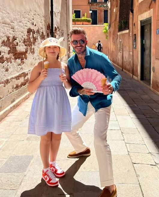 早上9點食雪糕,碧咸留言:唔好話俾媽媽知。