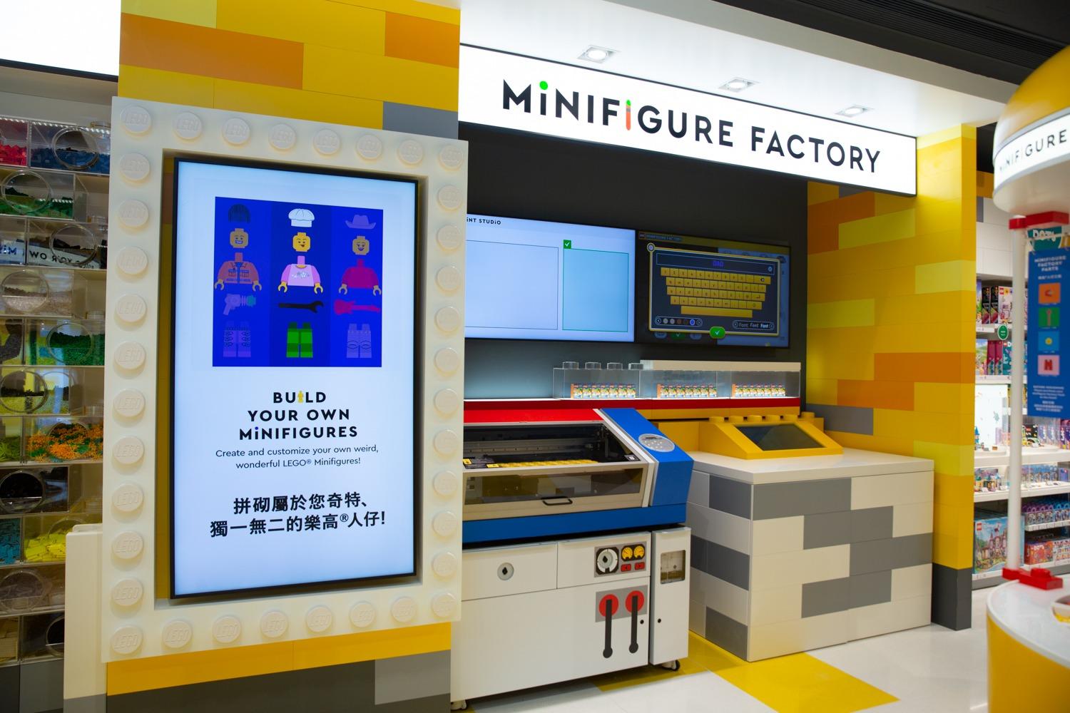 即場在店內打印出設計。