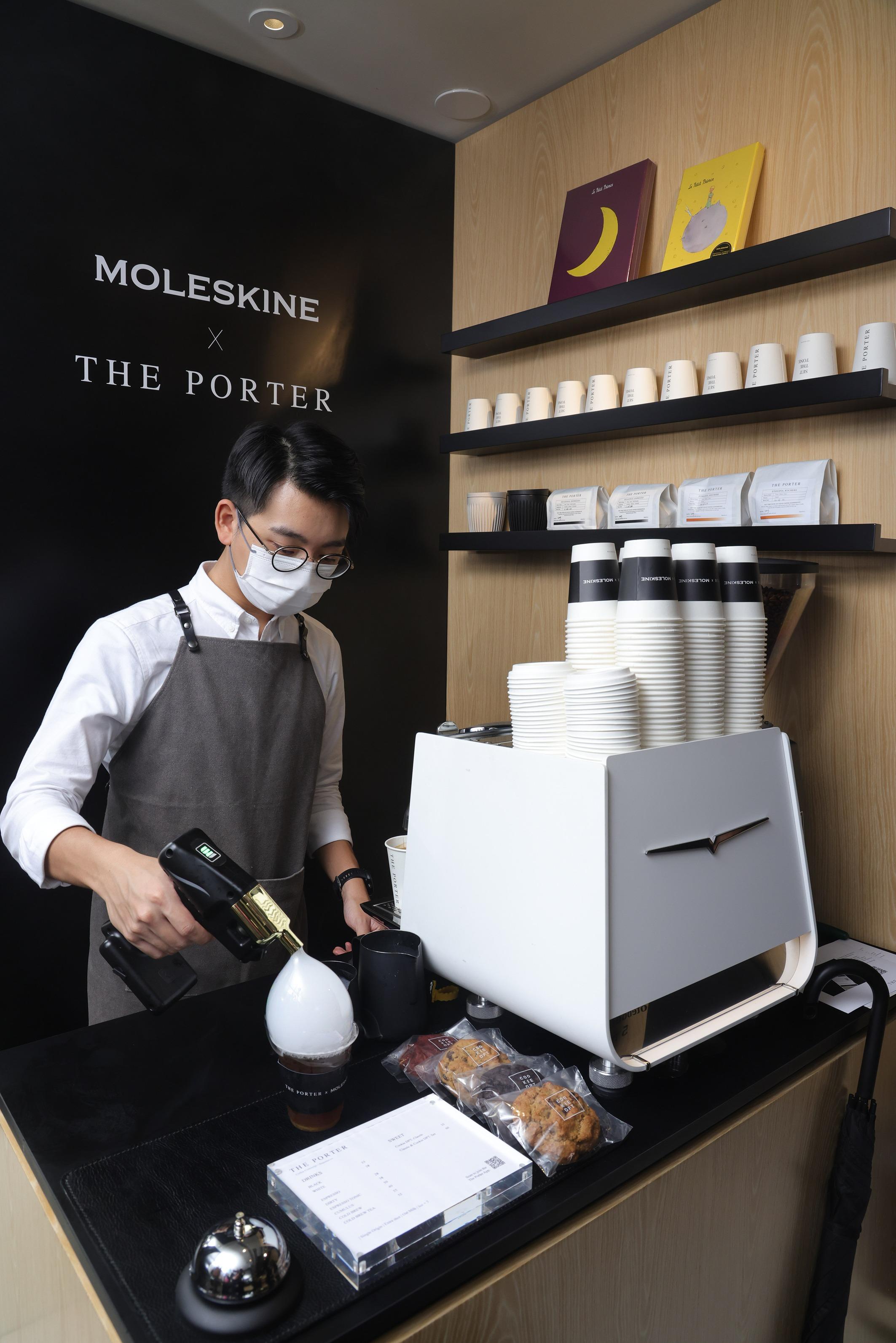 MOLESKINE x The PORTER Coffee Corner