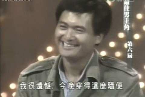 發哥自己也不禁在台上自嘲。