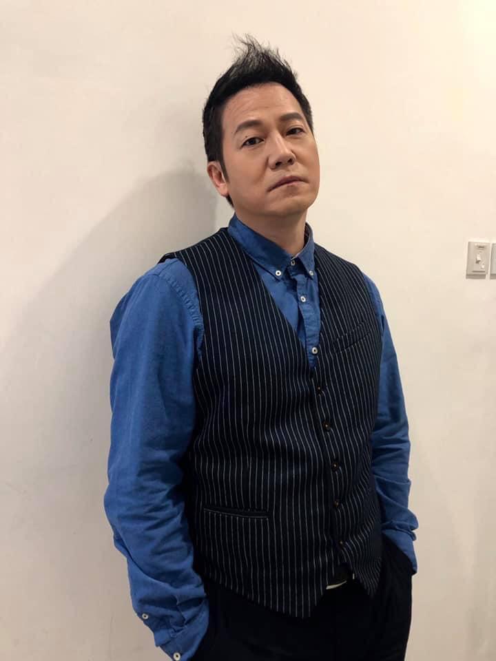 歐錦棠撰文愔與珍寶海鮮坊的淵源,原來這是他首次公開獻唱的地方。