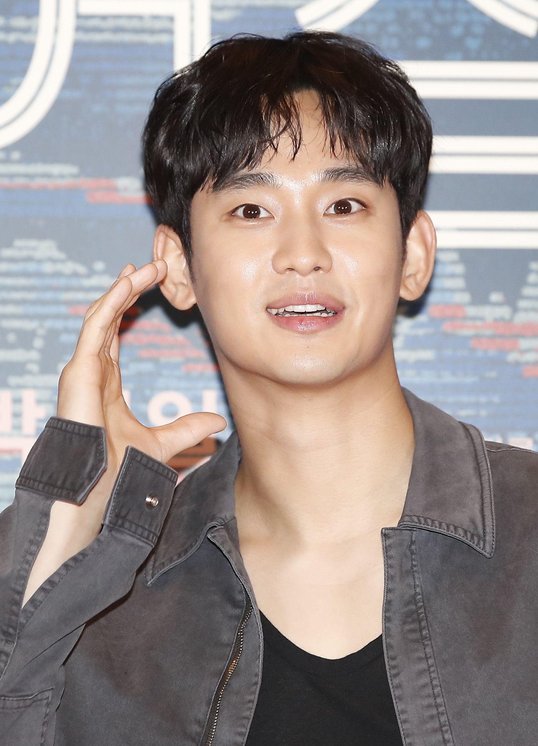 金秀賢仍有捧場出席首映。