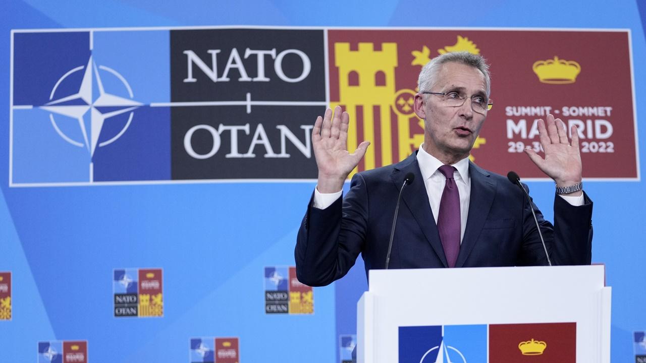 斯托爾滕貝格宣布,土耳其已同意支持芬蘭及瑞典加入,3國並簽署備忘錄,回應土耳其的關注。(AP)