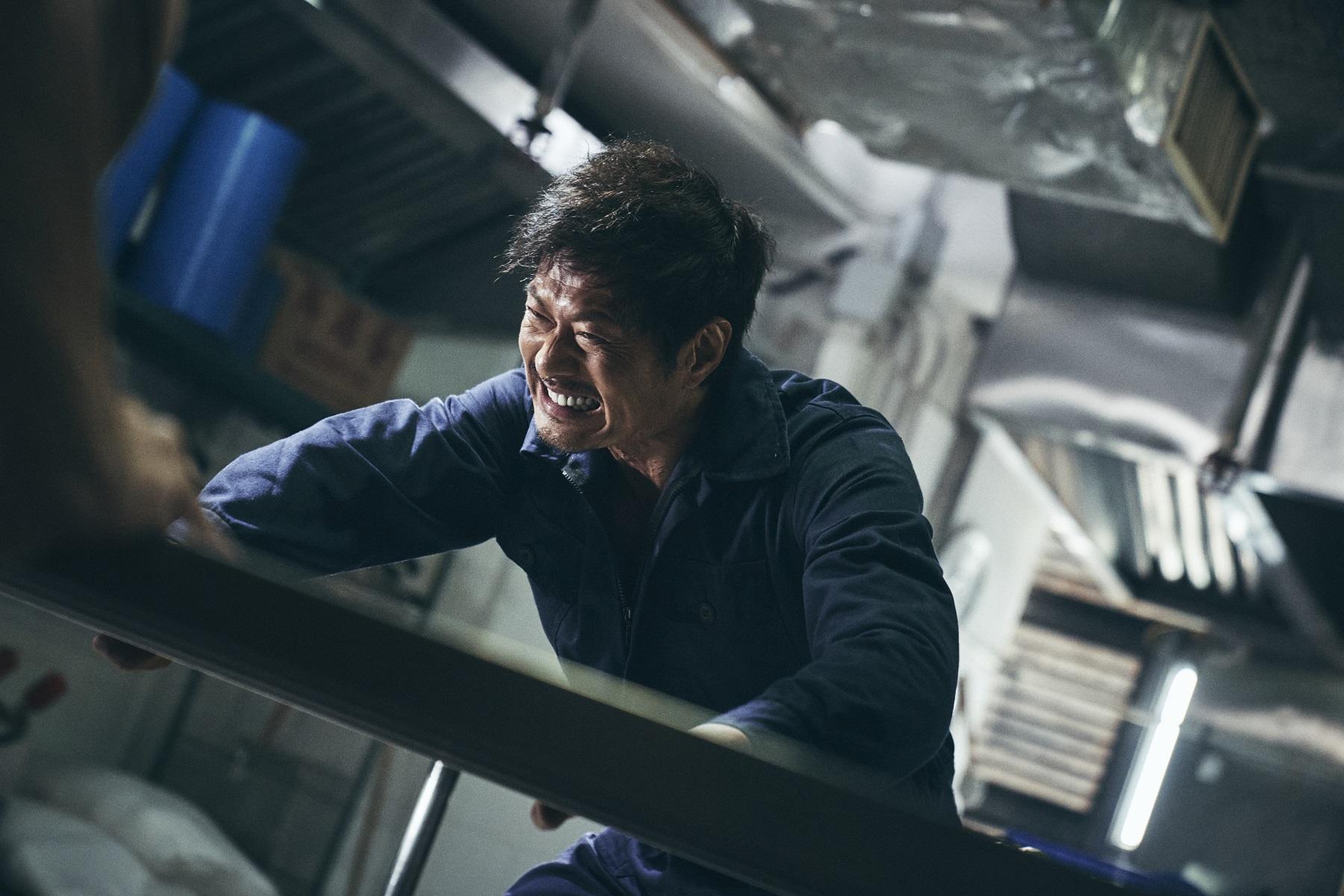 黃德斌在《逃獄兄弟3》演由獄長成為階下囚的陰險囚犯。