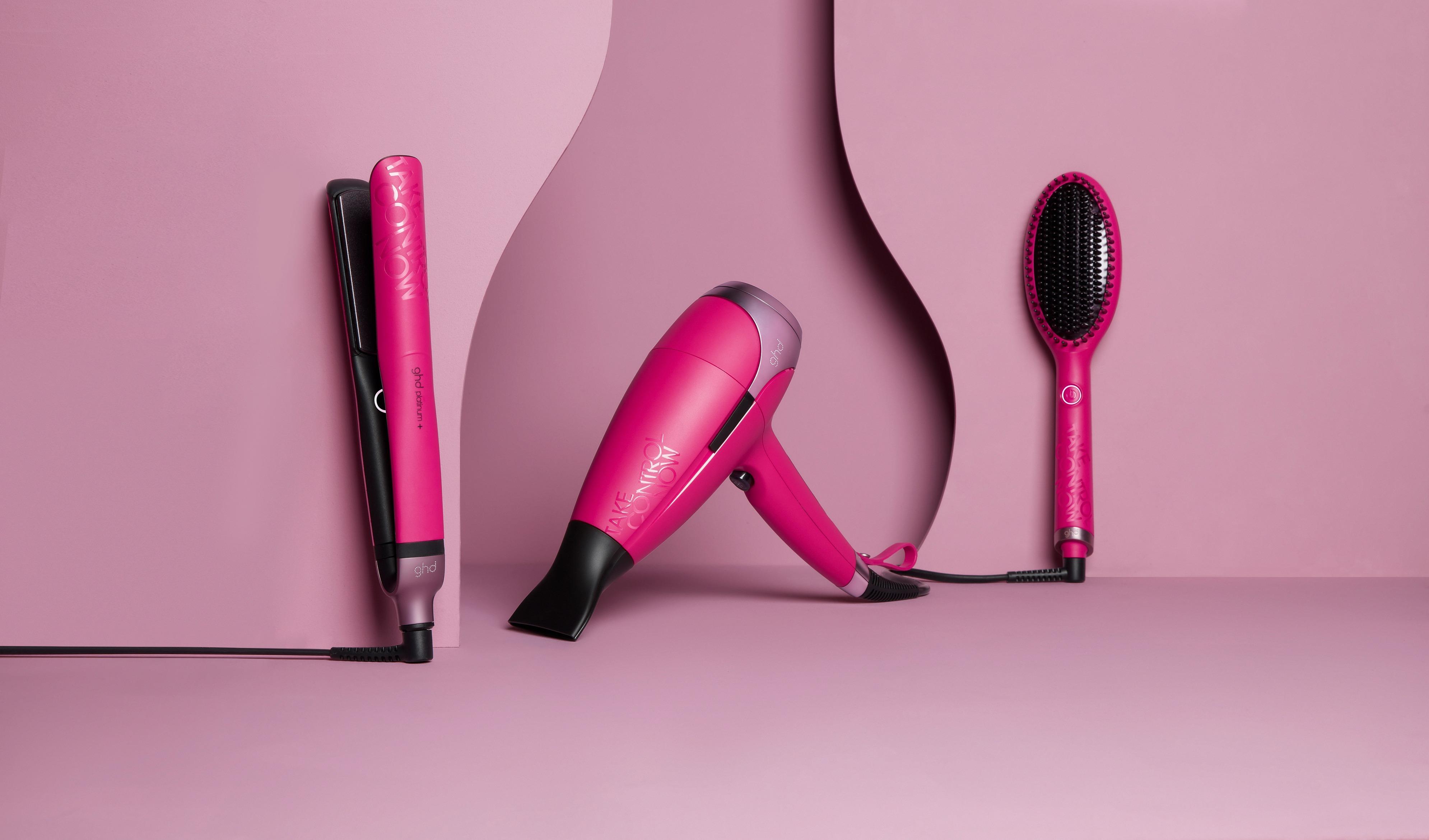 限量產品均印上「Take Control Now」訊息,每次為頭髮造型時,都溫馨提醒女士要每月應定期檢查乳房。