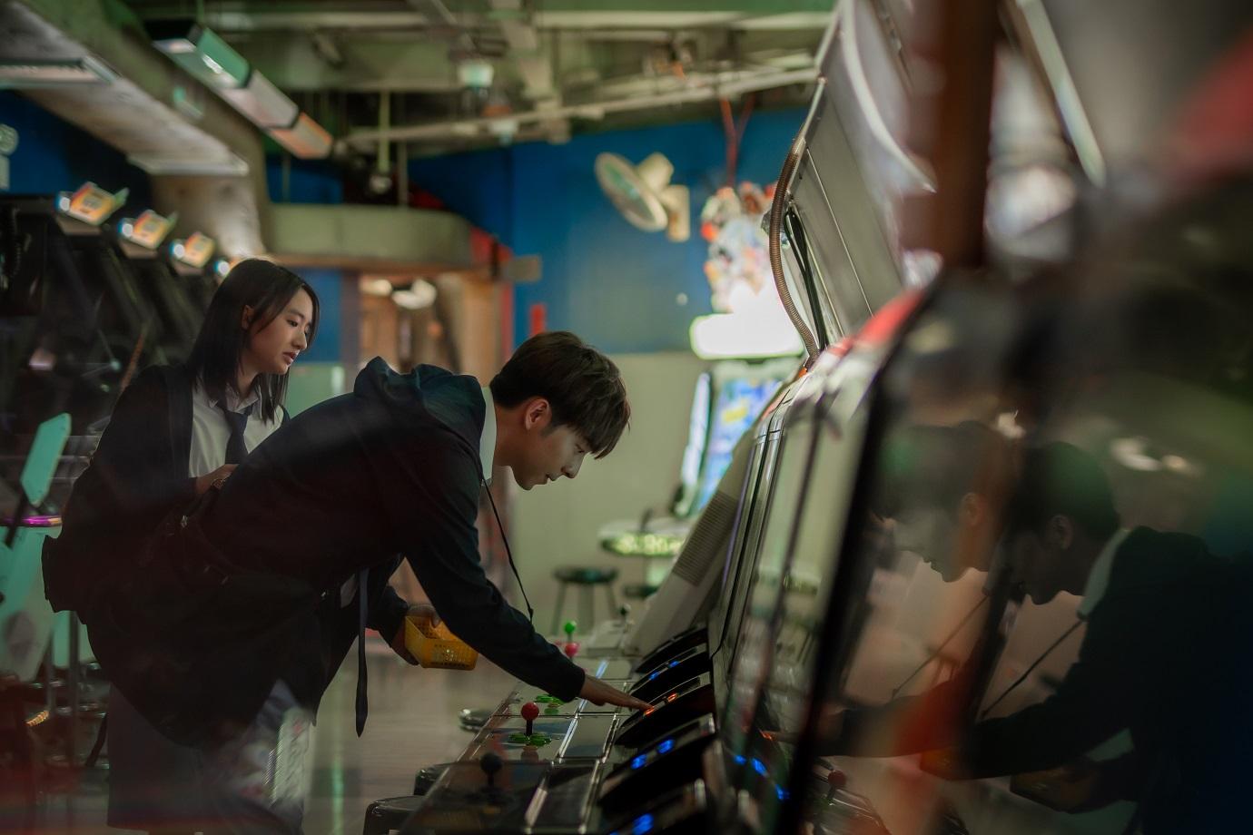 流連機舖是不少中學生的指定動作。