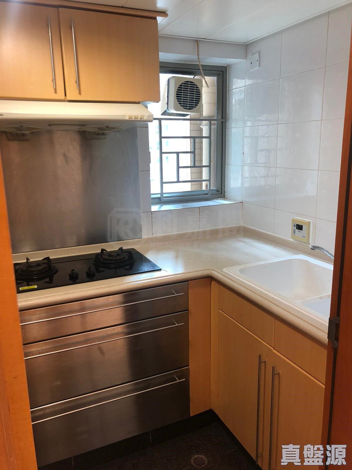 將軍澳中心11座極低層D室,新近以675萬元易手,屬蝕讓個案。