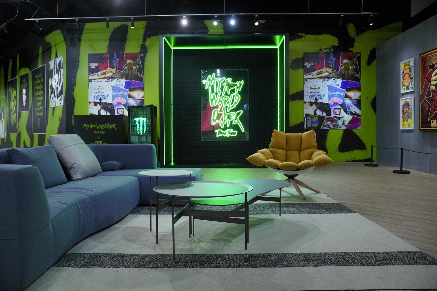 TYSON YOSH聯乘時代廣場舉辦《MY NEW WORLD ORDER》藝術展及POP-UP STORE。