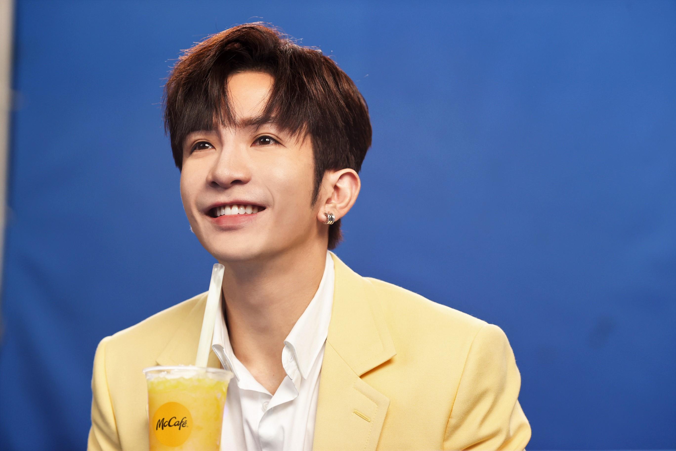 Anson Lo教主 Mc Cafex OOHA廣告拍攝花絮