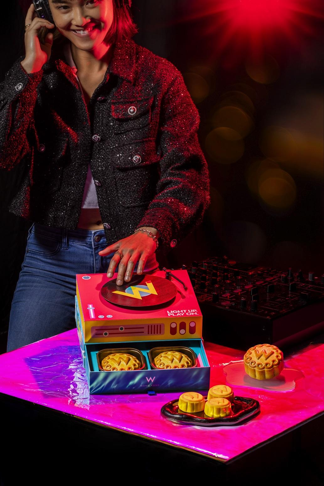 香港W酒店全新限量「炫音型月」月餅禮盒