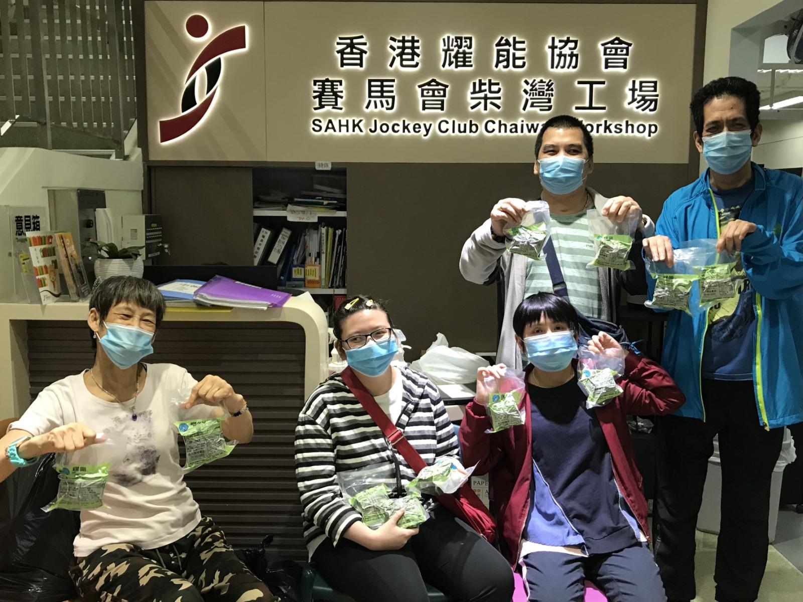 煤氣公司再辦「萬糉同心為公益」活動 逾10萬隻「愛心糉」贈獨居長者等弱勢社群