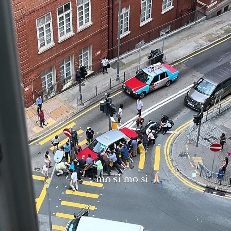 多名途人合力救出鐵騎士