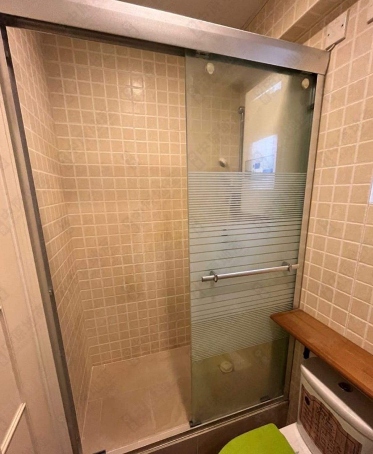 企缸設計的浴室,裝修企理。