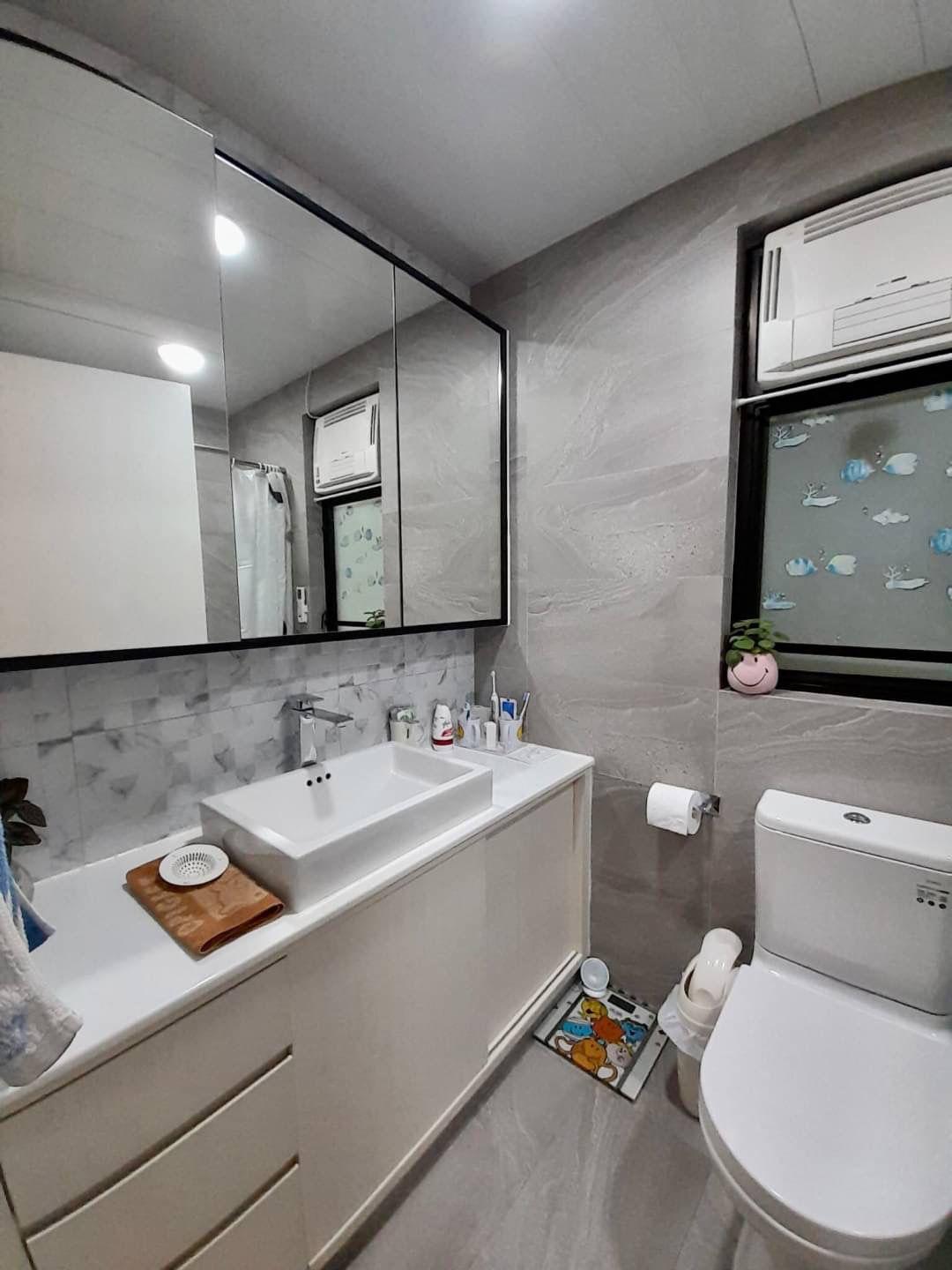 浴室裝修非常新淨。