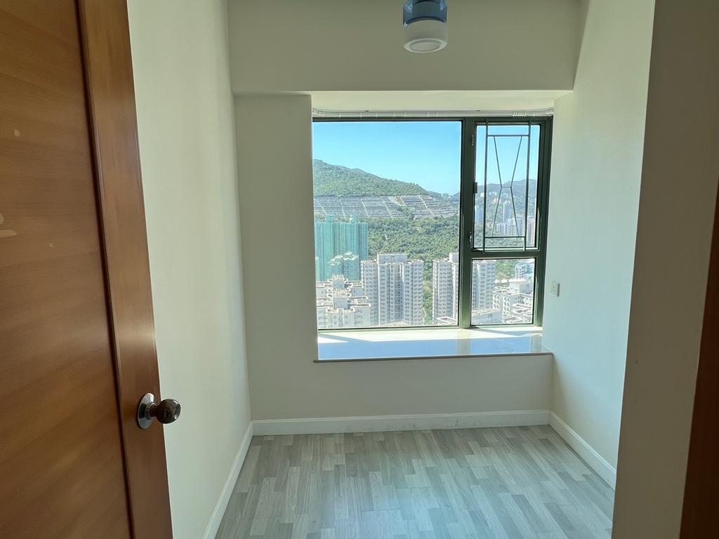 樓市故事|多圖!買家誠意傾價一個月 業主終減80萬沽小西灣高層兩房