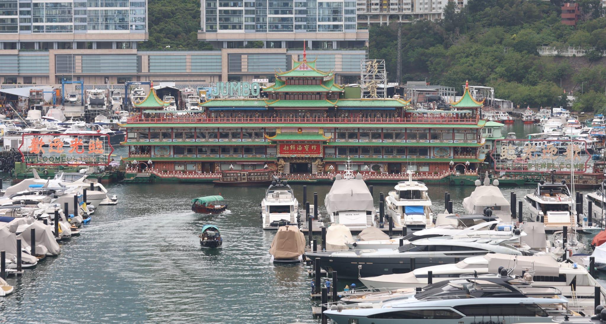珍寶海鮮舫已物色泊位 本月中牌照到期前移離本港