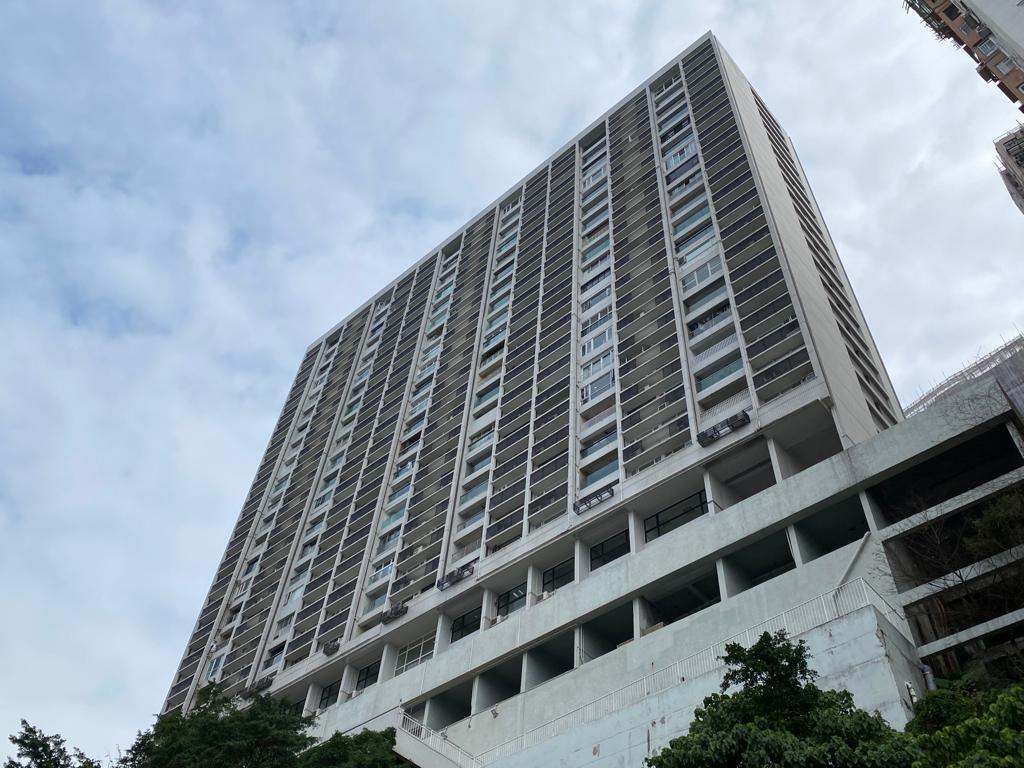 二手成交|多圖!豪宅業主移民劈380萬沽貨 05年入市帳面仍大賺離場