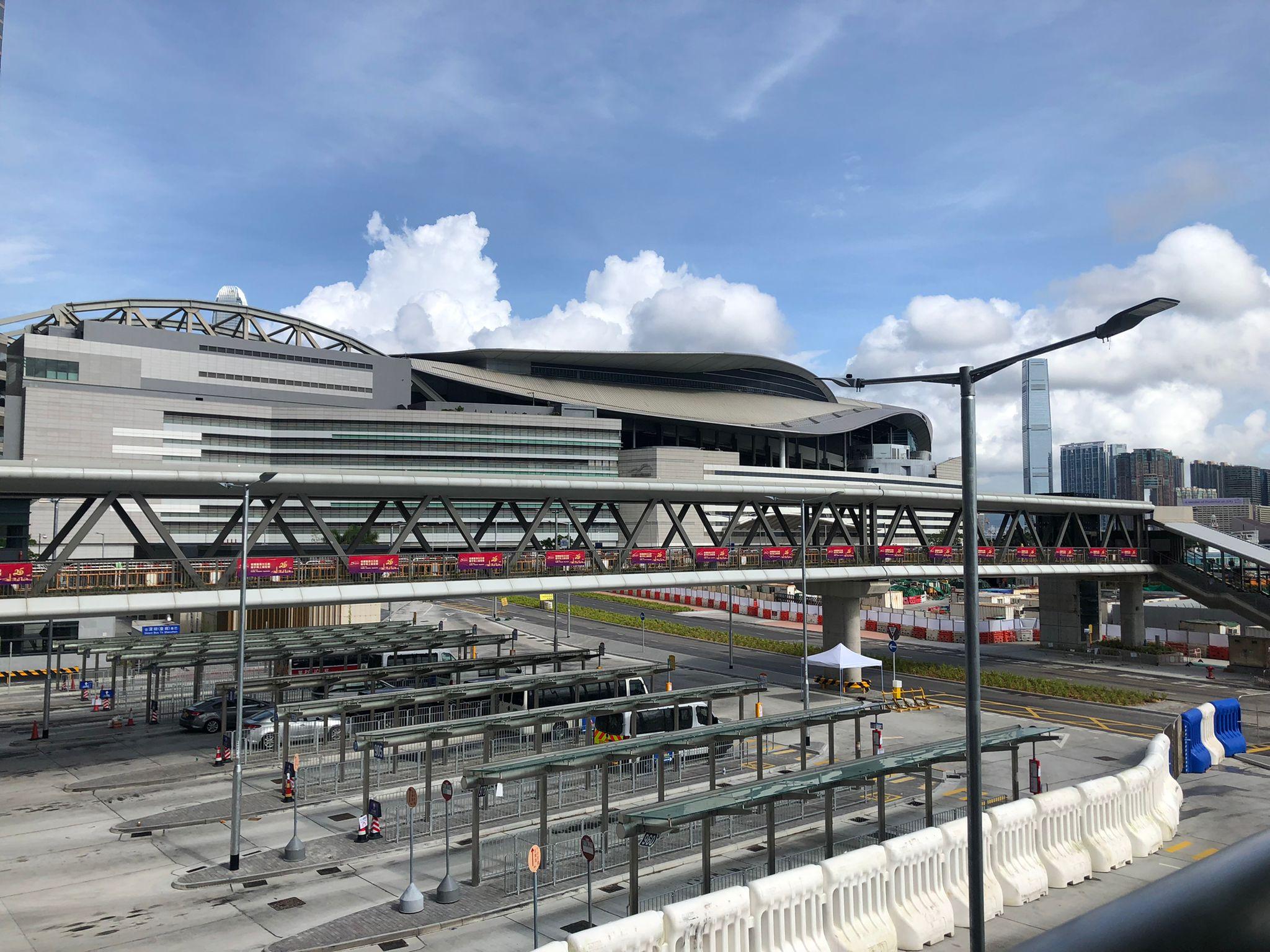 會展站公共運輸交匯處臨時停用