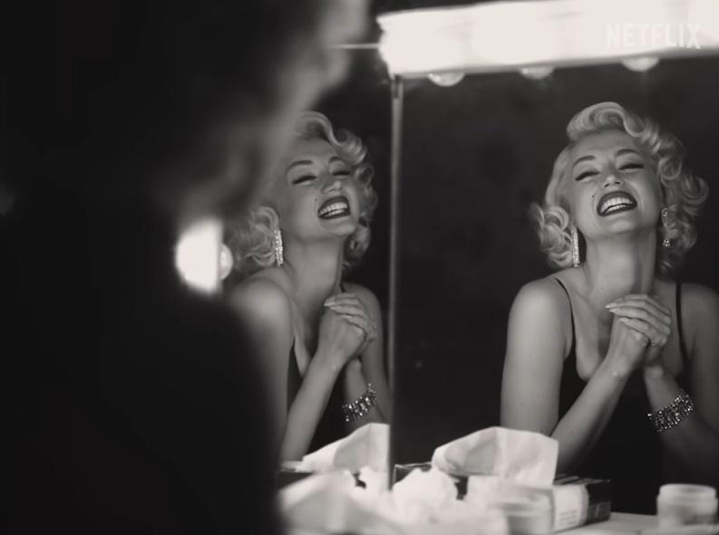 《Blonde》是Netflix首部NC-17限制級原創電影,場面頗大尺度。