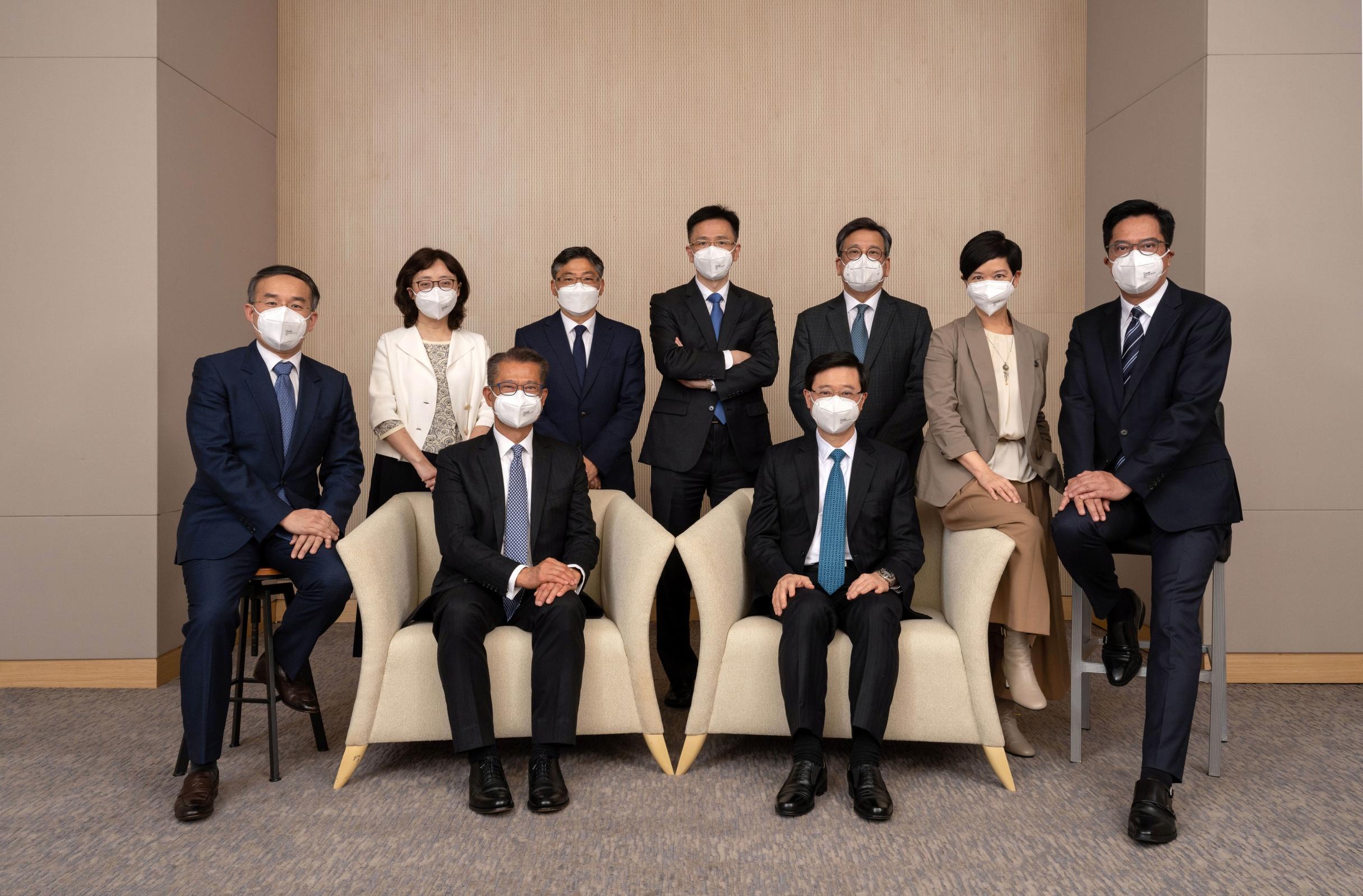 李家超班子|李家超形容新班子是多元 忠誠 執行力強(持續更新)